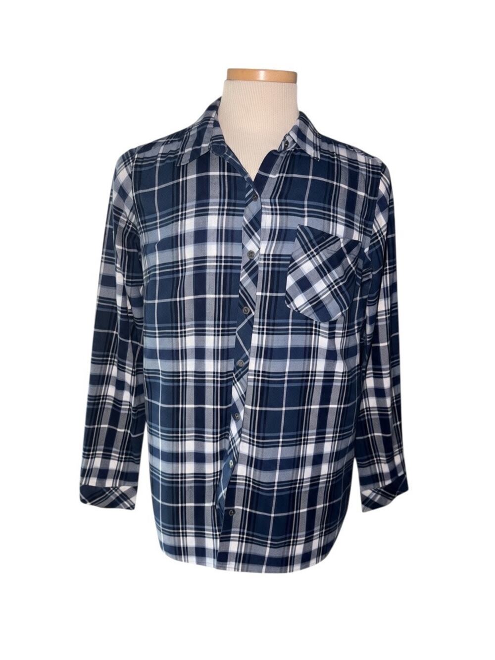 Sonoma Women's Blue and White Plaid Flannel Button-Down Shirt - Size L